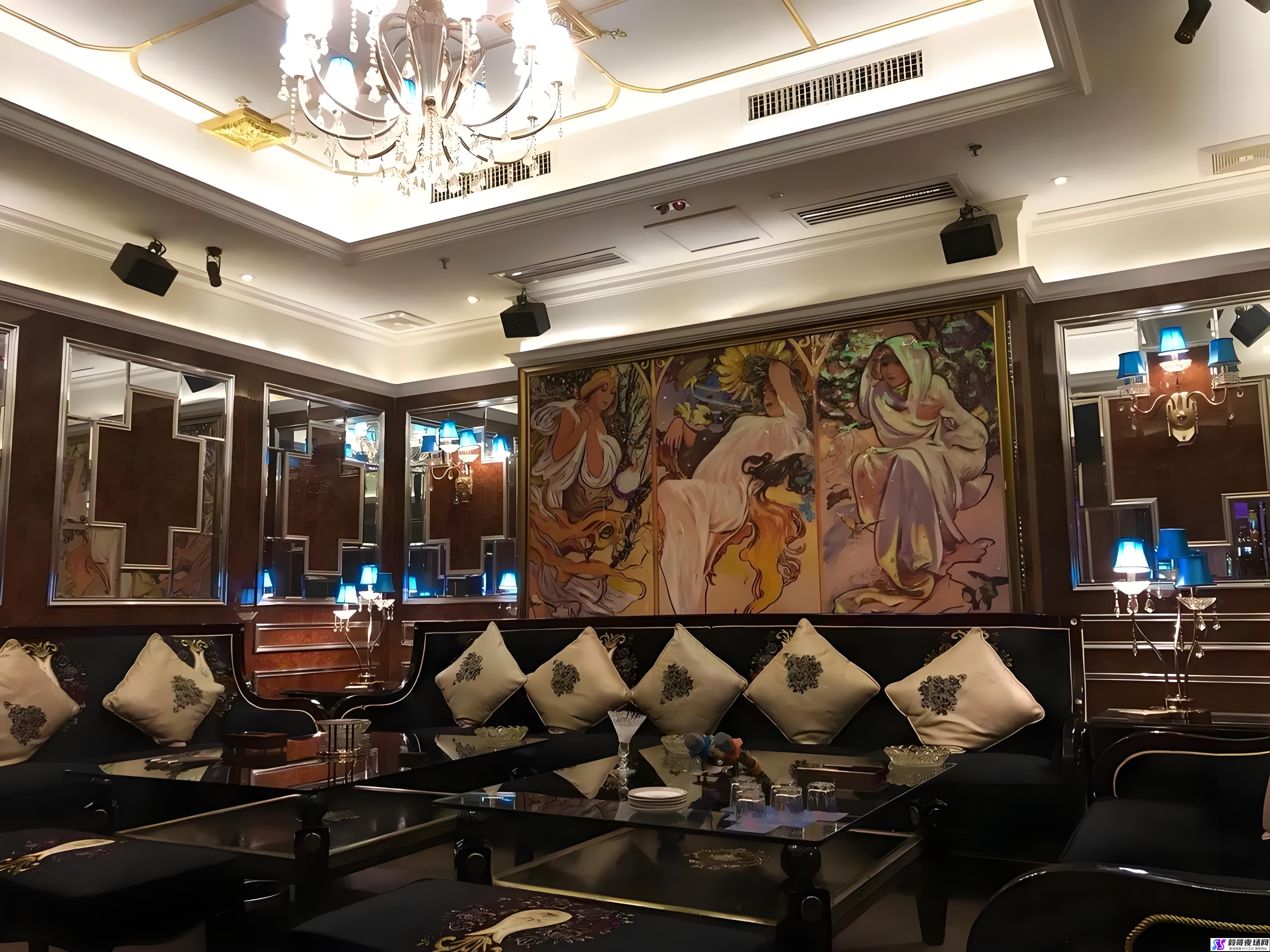 广州酒吧招聘启事：加入广州最热门酒吧团队